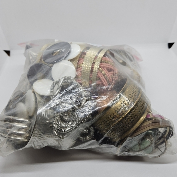 4.6 lb DIY repurpose upcycle crafting jewelry lot DO NOT BUNDLE - Picture 3 of 4